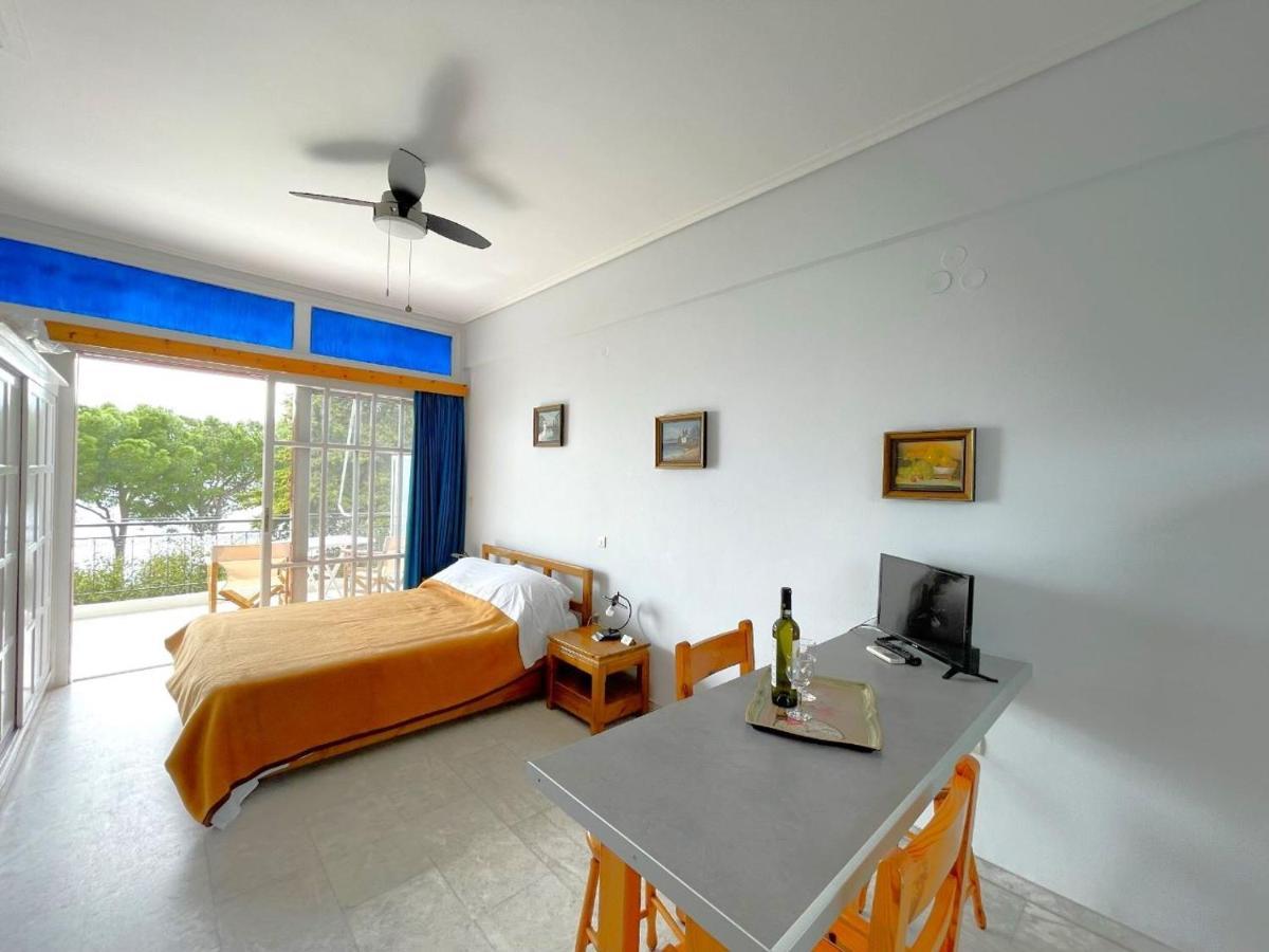 Theodora Apartments Avía Extérieur photo